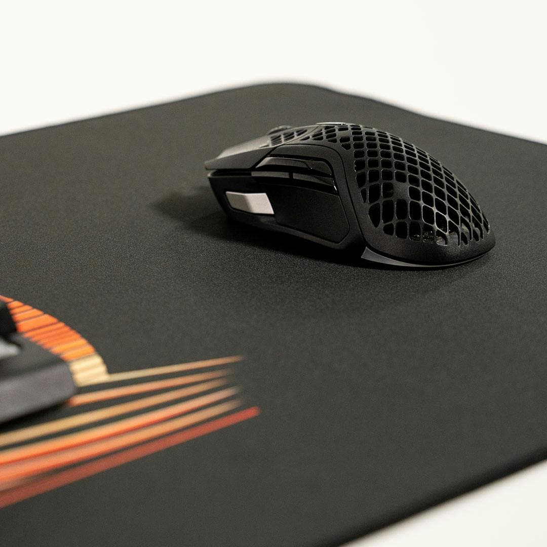 LeetDesk mouse pads with precise mouse tracking